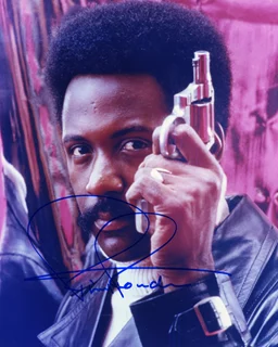 Richard Roundtree autograph