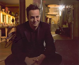 Matthew Perry autograph
