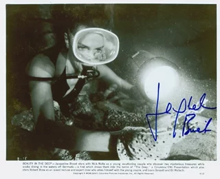 Jacqueline Bisset autograph