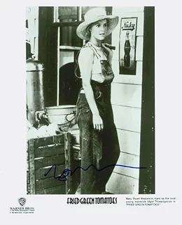 Mary Stuart Masterson autograph