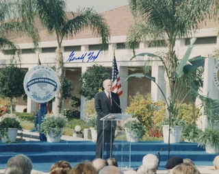 Gerald Ford autograph