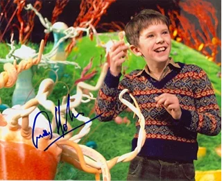 Freddie Highmore autograph