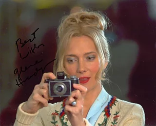Glenne Headly autograph