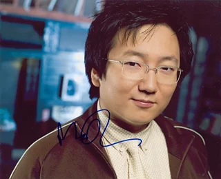 Masi Oka autograph
