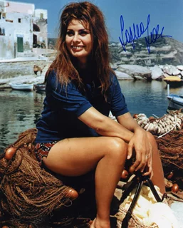 Sophia Loren autograph