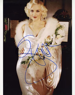 Gwen Stefani autograph