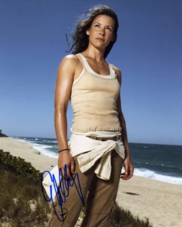 Evangeline Lilly autograph