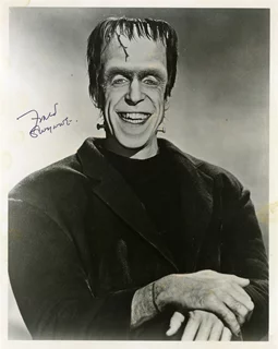 Fred Gwynne autograph