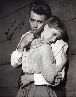 Julie Harris autograph