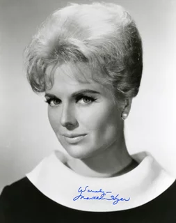 Martha Hyer autograph