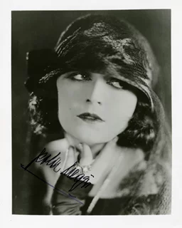 Pola Negri autograph