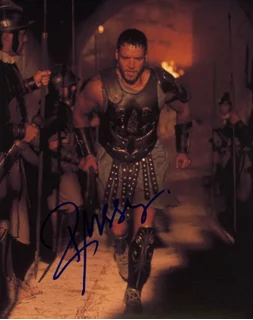 Russell Crowe autograph