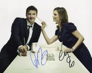 Bones autograph
