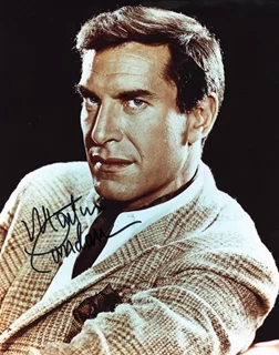 Martin Landau autograph