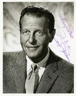 Ralph Bellamy autograph