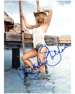 Nicollette Sheridan autograph