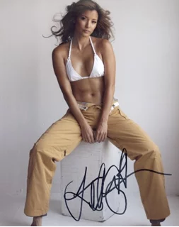 Kelly Hu autograph