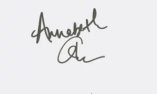 Annabeth Gish autograph