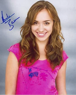 Andrea Bowen autograph