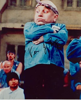 Verne Troyer autograph