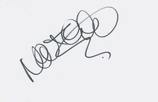 Natalia Cigliuti autograph