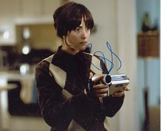 Rose Byrne autograph