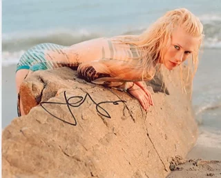 January Jones autograph