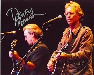 Dewey Bunnell autograph