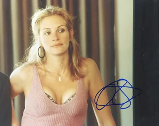Julia Roberts autograph
