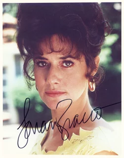Lorraine Bracco autograph
