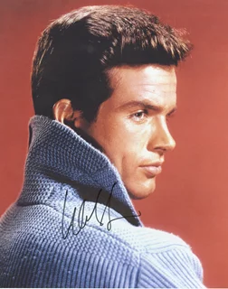 Warren Beatty autograph