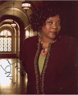 Loretta Devine autograph