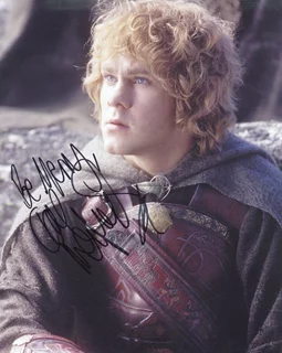 Dominic Monaghan autograph