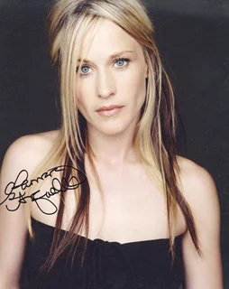 Patricia Arquette autograph