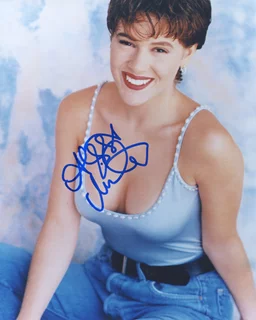 Alyssa Milano autograph