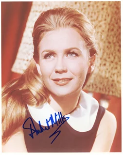 Juliet Mills autograph