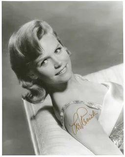 Lee Remick autograph