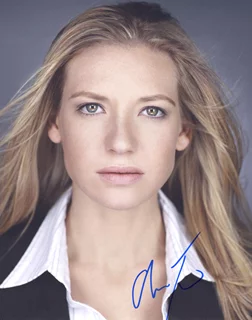 Anna Torv autograph