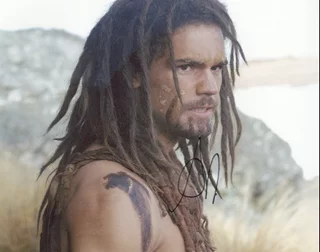Steven Strait autograph