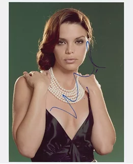 Vanessa Ferlito autograph