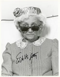 Estelle Getty autograph