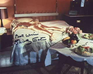 Shirley Eaton autograph