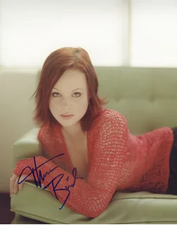 Thora Birch autograph