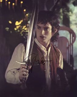 Elijah Wood autograph