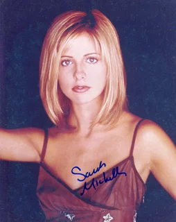 Sarah Michelle Gellar autograph