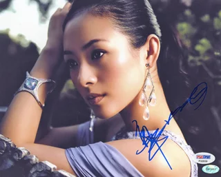 Ziyi Zhang autograph