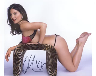 Olivia Munn autograph