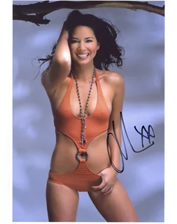 Olivia Munn autograph