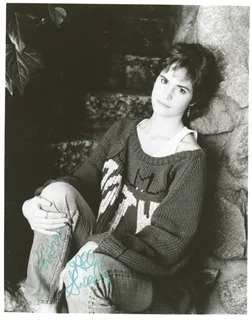 Ally Sheedy autograph