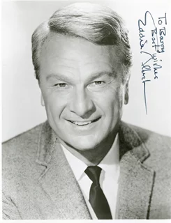 Eddie Albert autograph